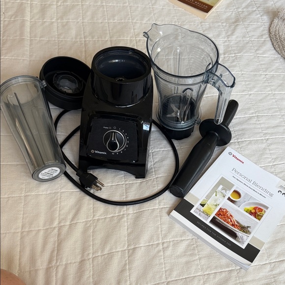 Vitamix S30 S-Series Blender, Professional-Grade, 40oz. Container, Black - Picture 1 of 4